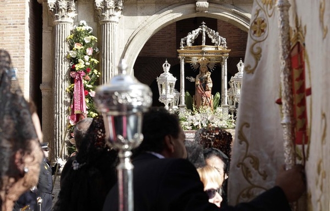 Ofrenda floral a la Virgen de San Lorenzo