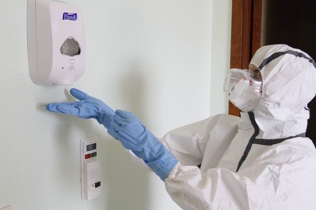 Equipamiento de los hospitales para atender posibles casos de ébola
