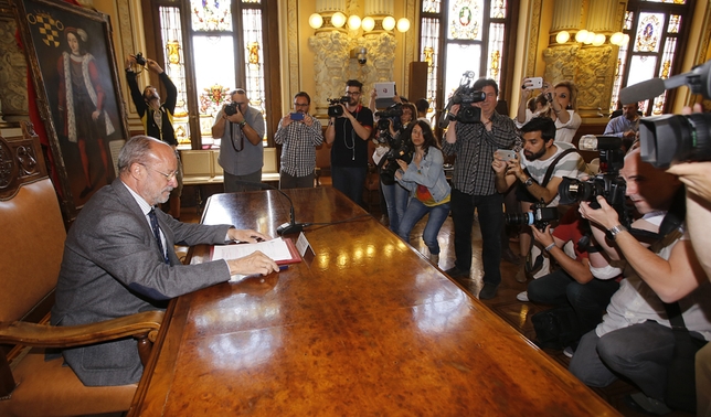 Comparecencia del alcalde de Valladolid en funciones, Javier León de la Riva