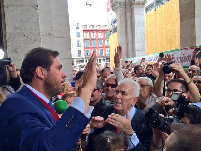 Óscar Puente, investido nuevo alcalde de Valladolid  / ELDIADEVALLADOLID.COM