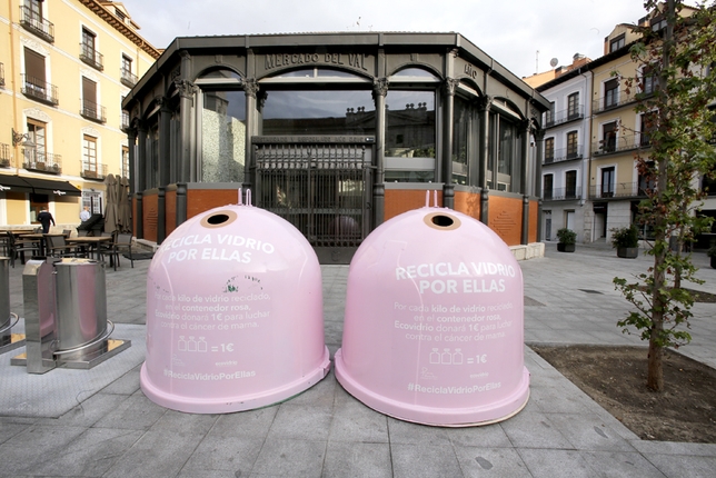 Valladolid se tiñe de rosa por del Día Internacional contra el Cáncer de Mama