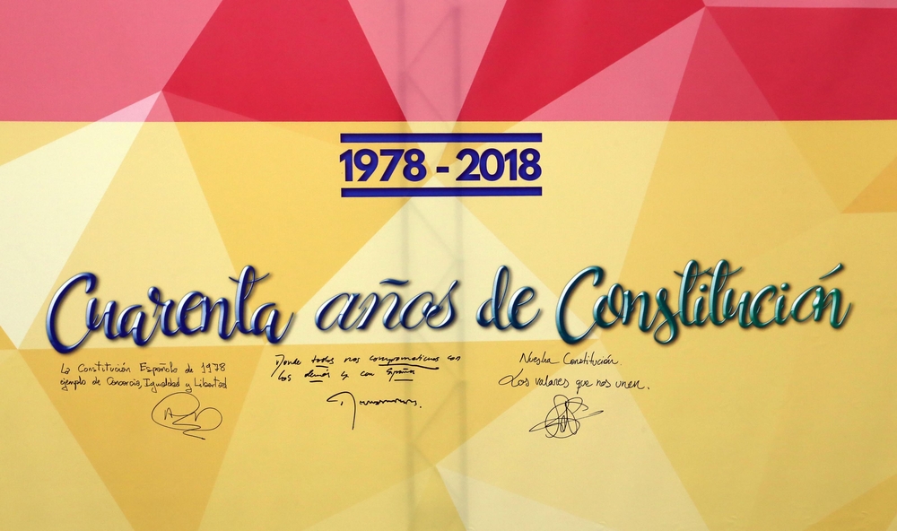 Acto de homenaje de NNGG de Valladolid a la Constitución  / RUBÉN CACHO / ICAL