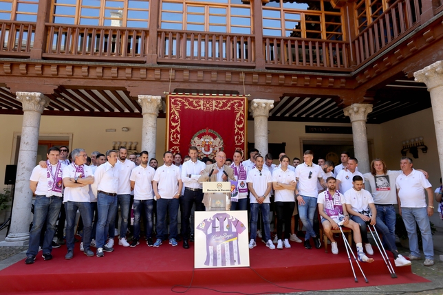 Recepción al Real Valladolid en la Diputación tras su ascenso a Primera División