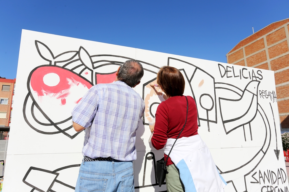 Un mural para recuperar el centro de especialidades Delicias  / ICAL