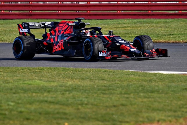 Red Bull y Mercedes sacan a la luz sus proyectos