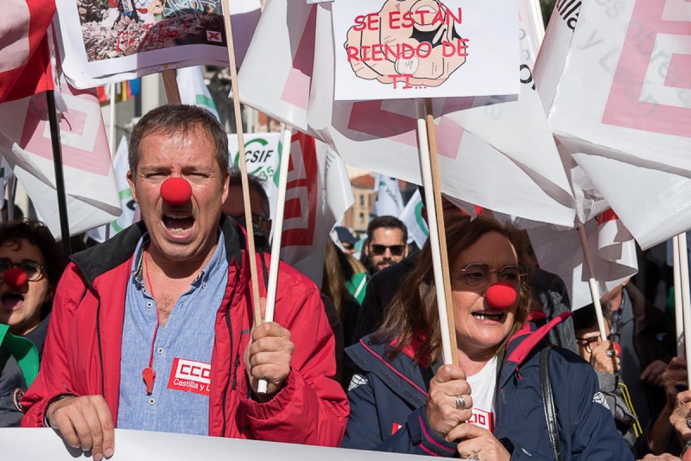 Concentraciones sindicales para exigir las 35 horas en la Junta  / CCOO