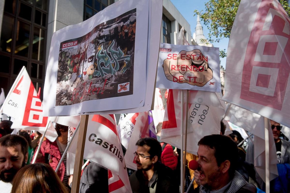 Concentraciones sindicales para exigir las 35 horas en la Junta  / CCOO