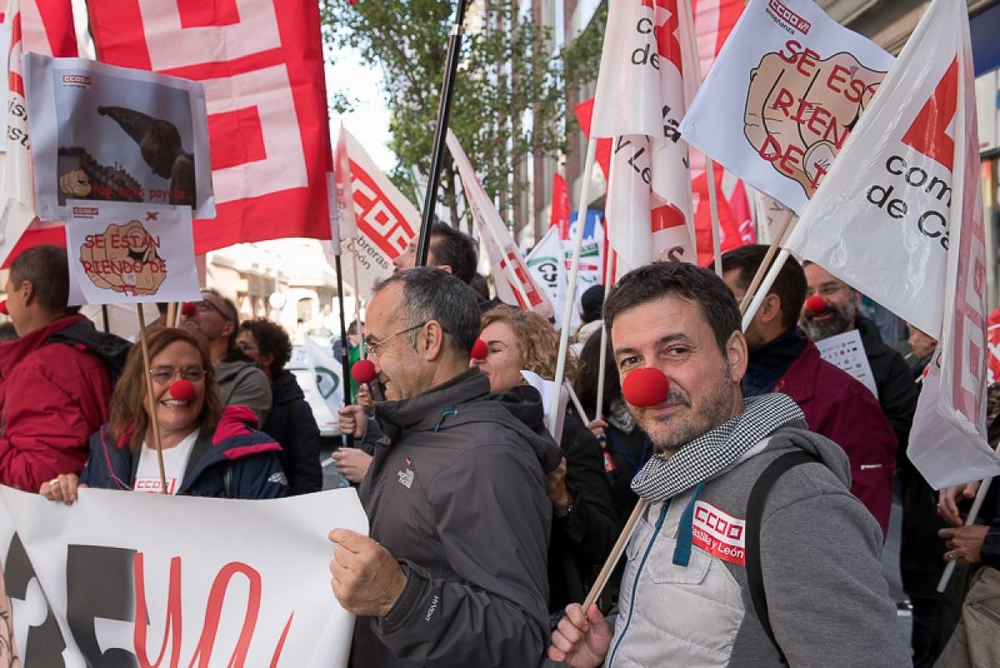 Concentraciones sindicales para exigir las 35 horas en la Junta  / CCOO