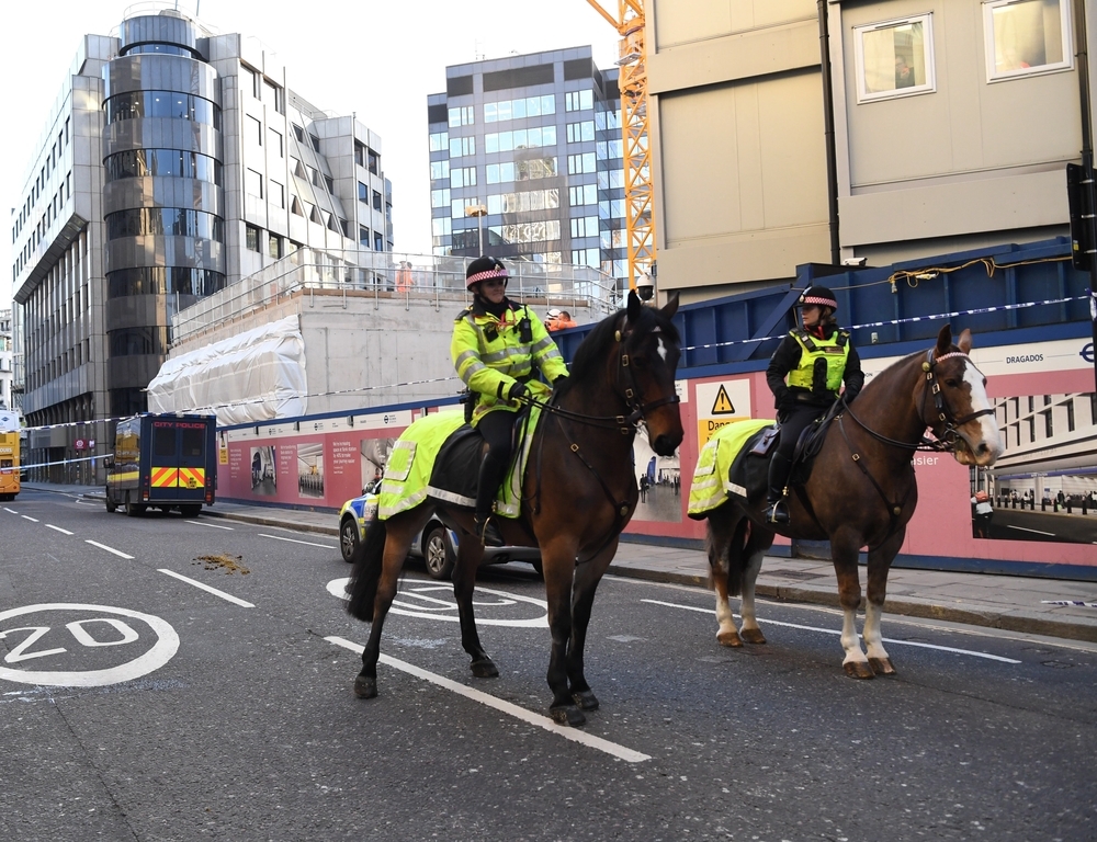 La Policía cierra el Puente de Londres por un apuñalamiento