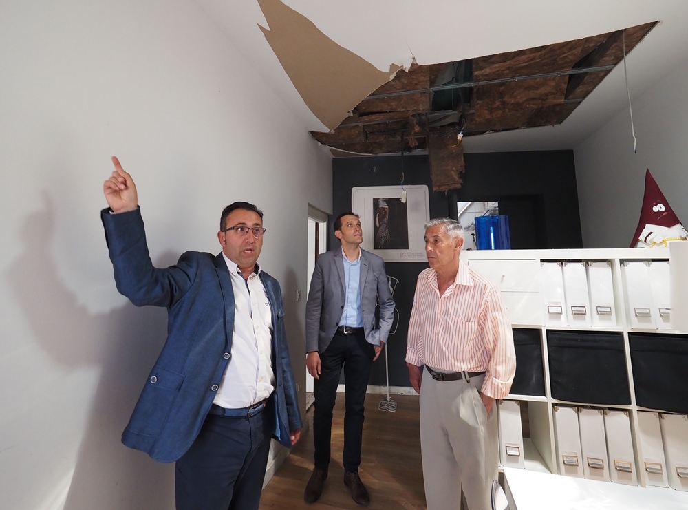 El presidente de la Diputación de Valladolid visita las zonas dañadas en Pedrajas