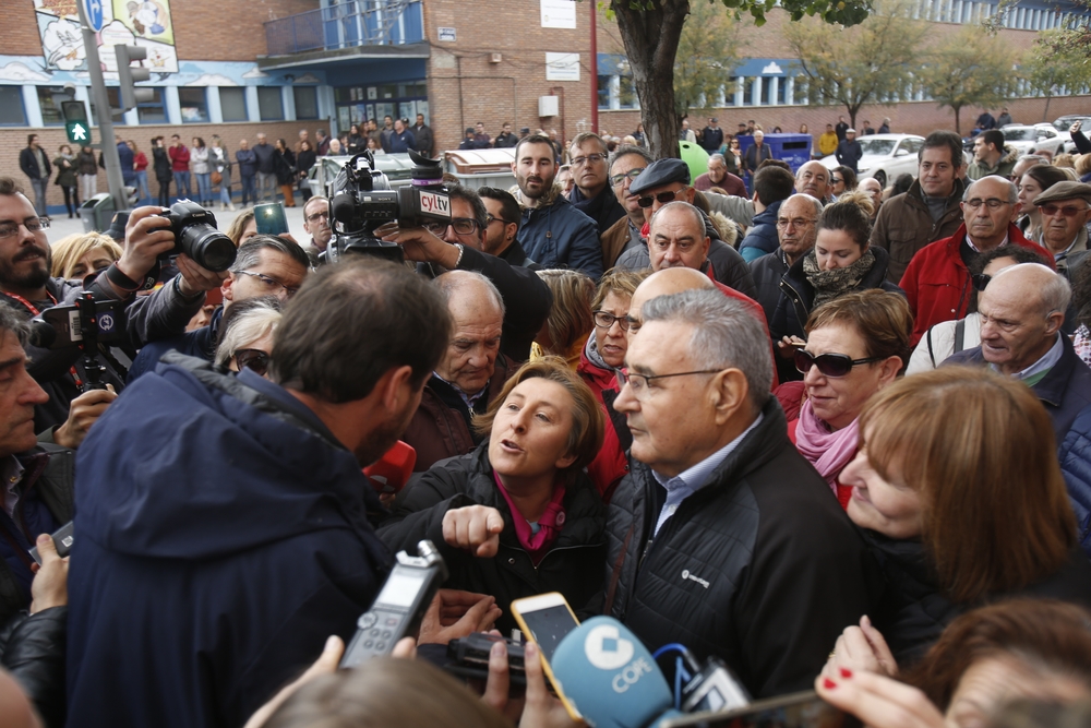 Visita de Pedro Sánchez al barrio de Pajarillos  / JONATHAN TAJES