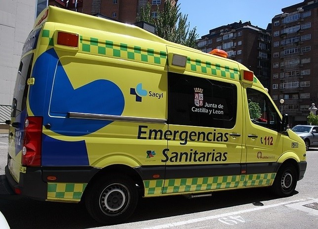 Dos jóvenes heridos tras una colisión en Aldeamayor