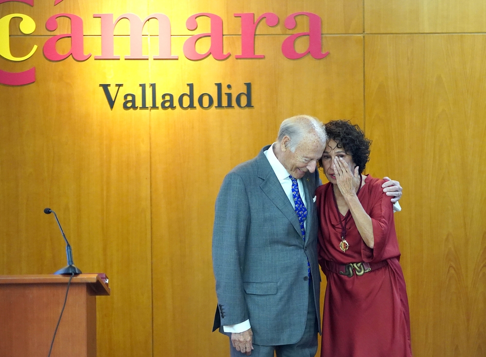 Medalla de Honor de Oro a Tomás Rodríguez Bolaños  / MIRIAM CHACÓN / ICAL
