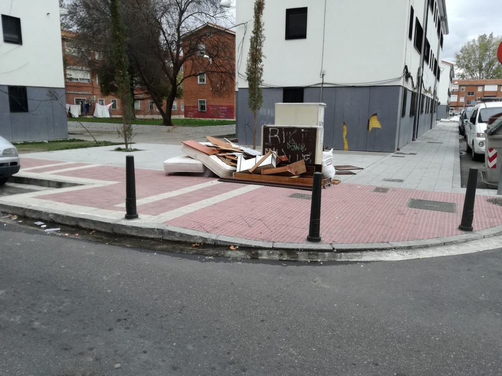 Así estaba Pajarillos antes de la visita de Pedro Sánchez  / COORDINADORA DE PAJARILLOS