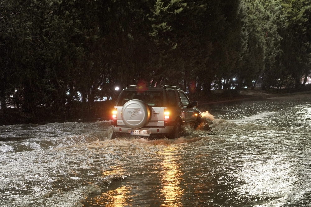 La tormenta provoca inundaciones por toda la ciudad  / El Día de Valladolid
