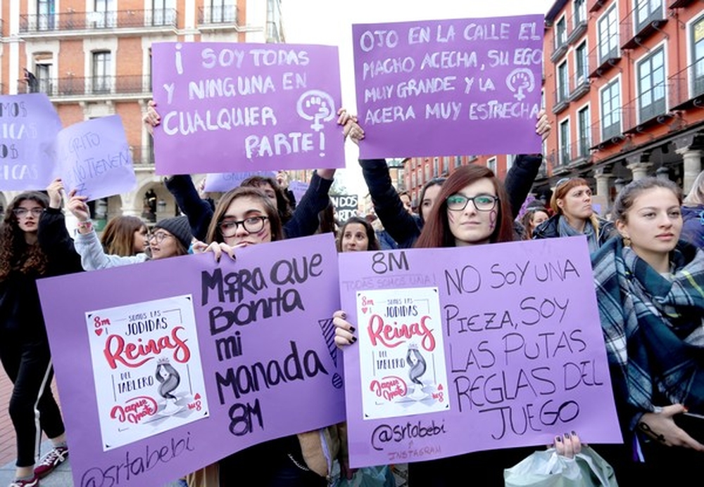Manifestación con motivo del Día Internacional de la Mujer.  / LETICIA PÉREZ (ICAL)