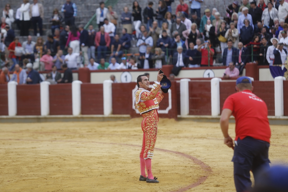 Tercera corrida de la feria taurina  / JONATHAN TAJES