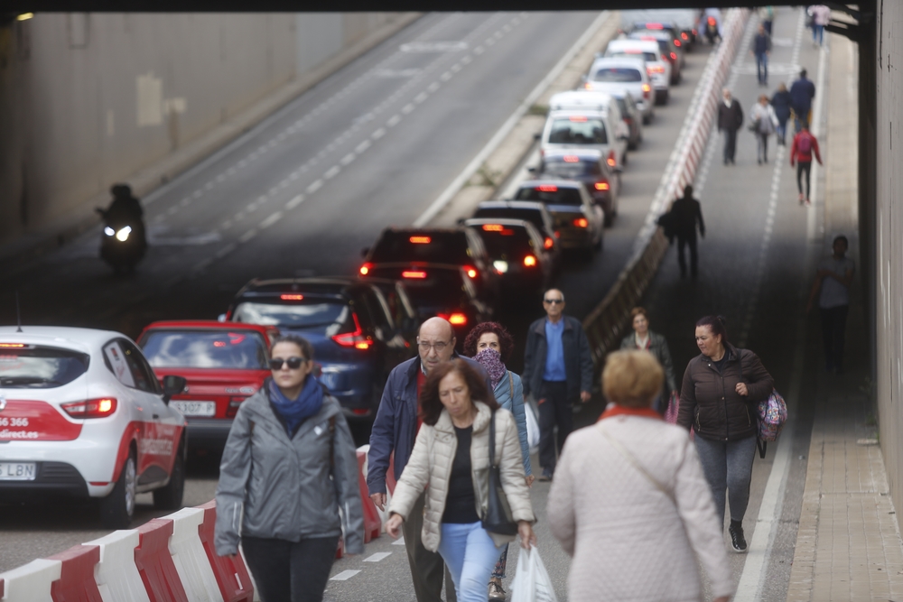 Nuevo paso peatonal en el túnel de San Isidro  / JONATHAN TAJES