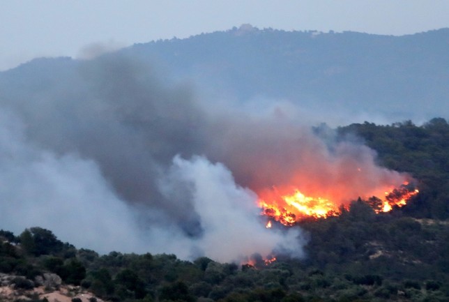 Un incendio descontrolado en Tarragona quema 4.000 hectáreas