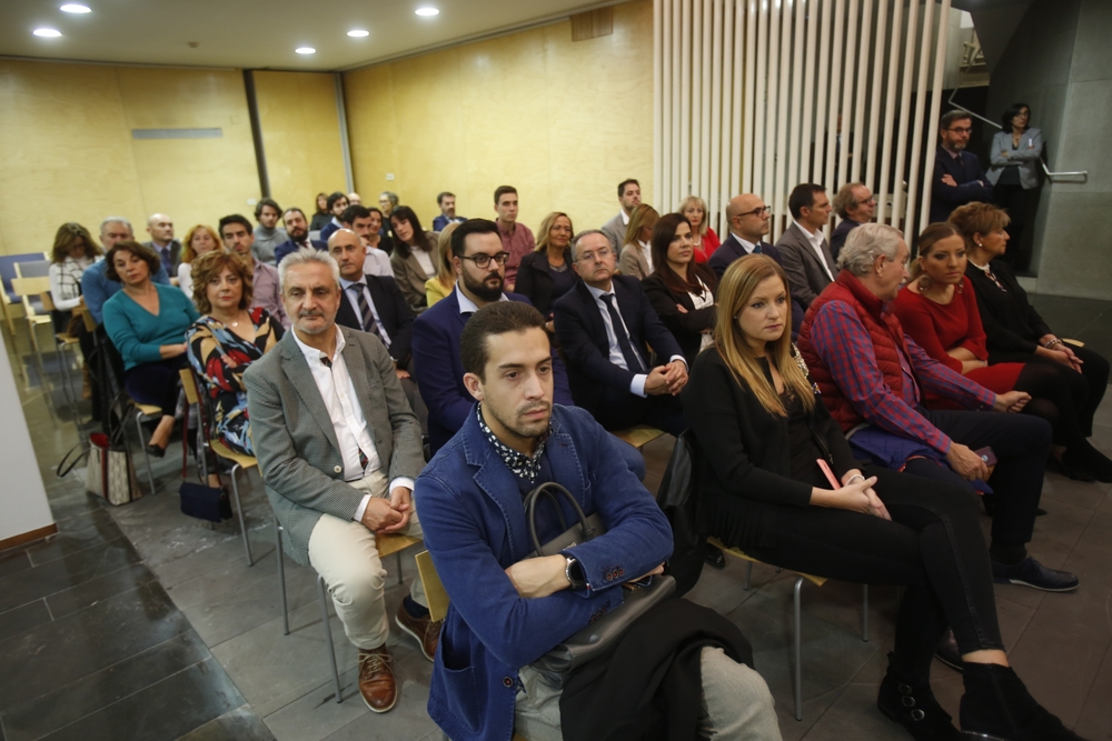 Toma de posesión de letrados en el Colegio de Abogados  / JONATHAN TAJES