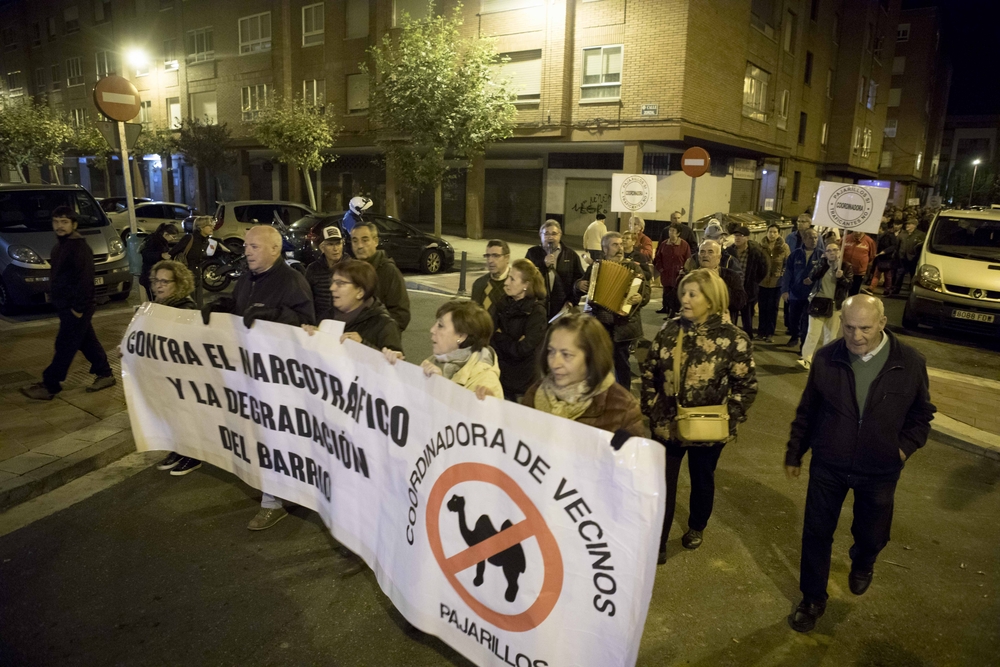 Manifestación contra el narcotráfico en Pajarillos  / J. C. CASTILLO