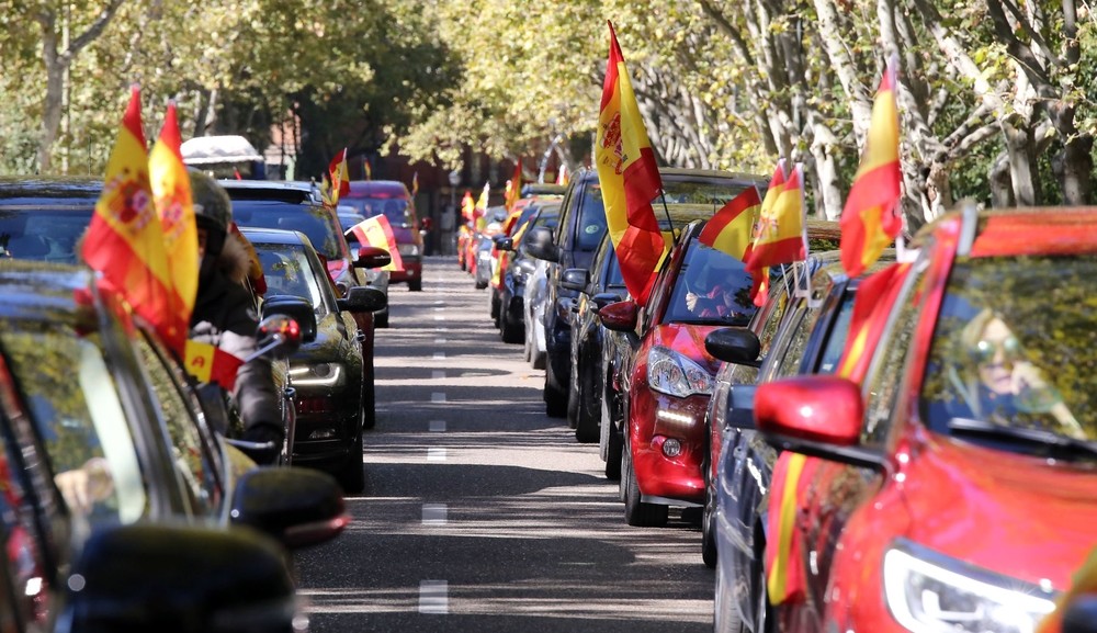 Manifestación en Valladolid con motivo de la Fiesta Nacional.