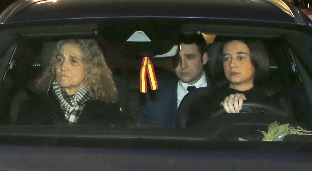 La infanta Doña Elena junto a sus hijos, Victoria Federica y Froilán