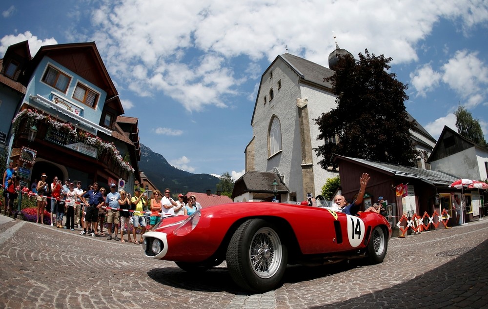 Adiós a Stirling Moss