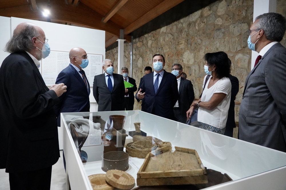 Visita del ministro de Agricultura, Pesca y Alimentación a Valladolid  / MIRIAM CHACÓN