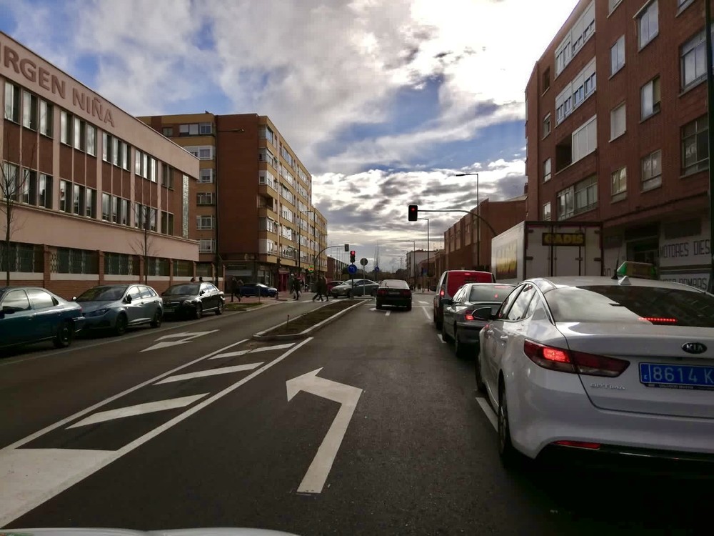 Reabren la 'nueva' avenida de Segovia que pierde un carril