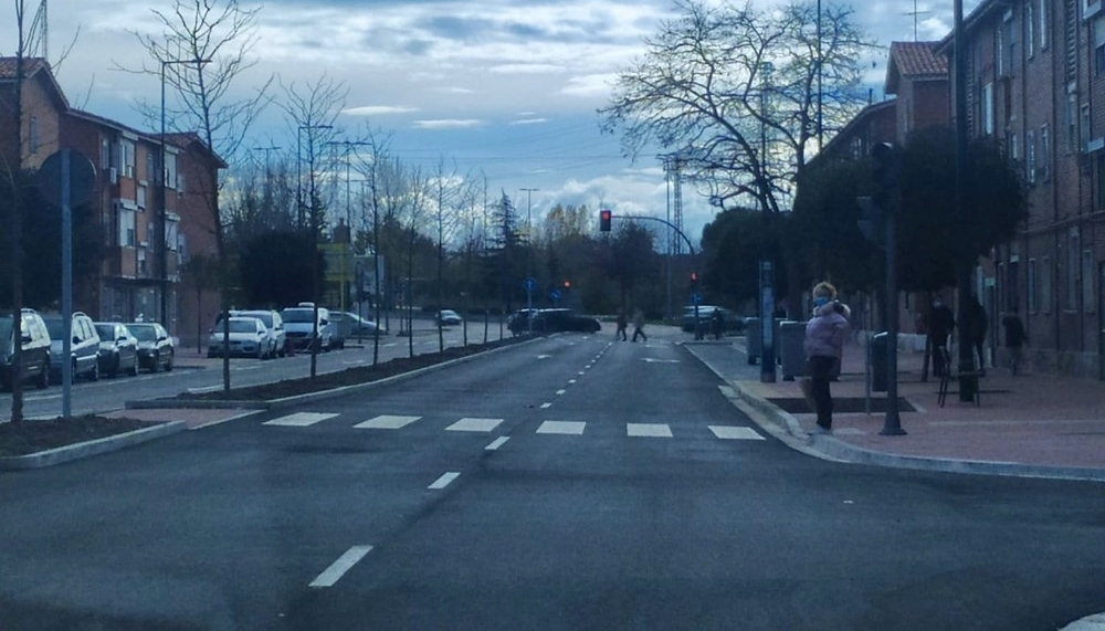 Reabren la 'nueva' avenida de Segovia que pierde un carril