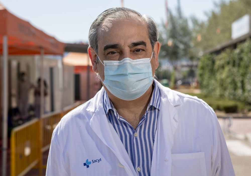 Luis Tamayo, médico de la UCI del Río Hortega y presidente de la sociedad de Medicina Intensiva.