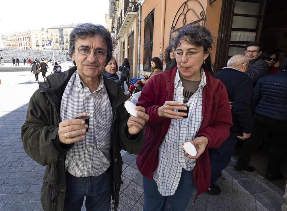 El Penicilino celebra su 'fiesta de casi cierre'.  / J. C. CASTILLO