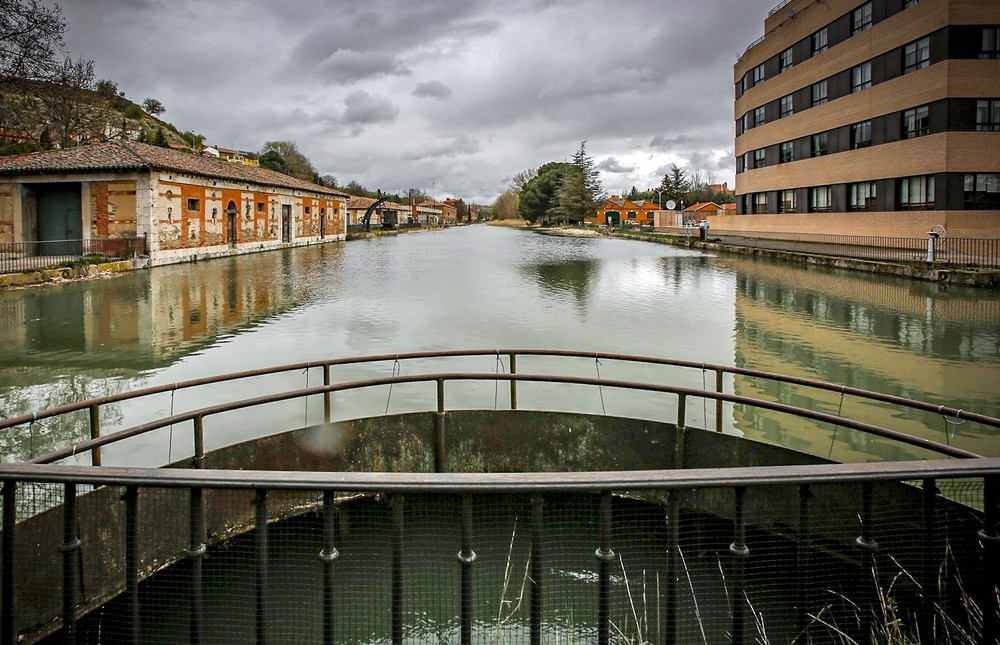 Dársena de Valladolid.