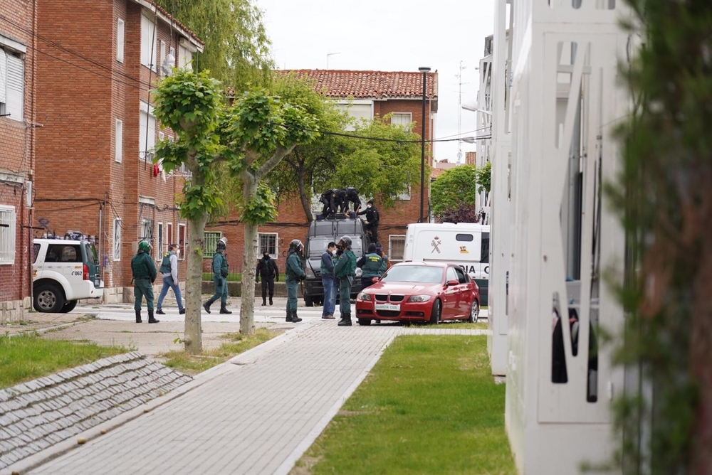 Operación de la Guardia Civil en Pajarillos para desarticular la banda del BMW.  / W. DOS SANTOS