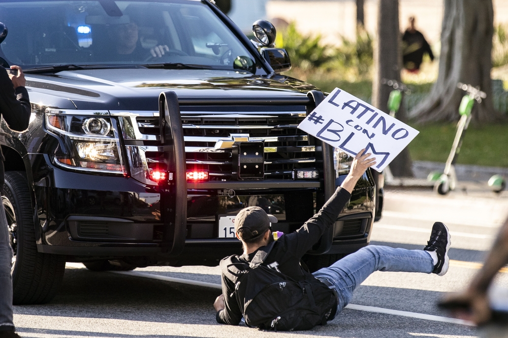 Protest in Los Angeles after fatal arrest in Minnesota  / ETIENNE LAURENT