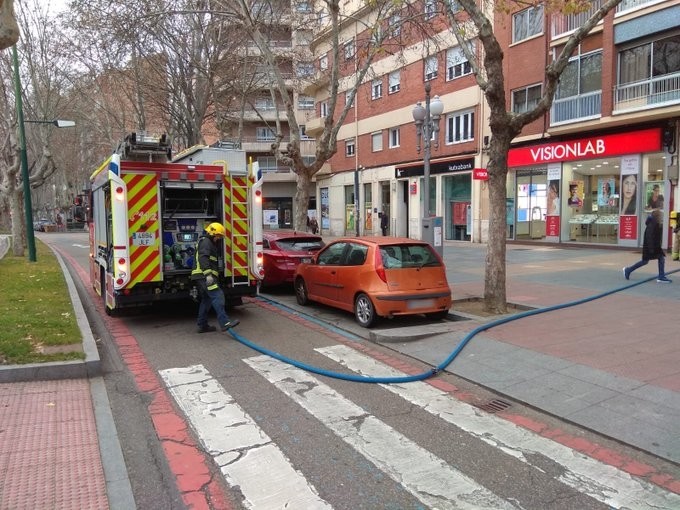Los bomberos sofocan dos pequeños incendios en Valladolid
