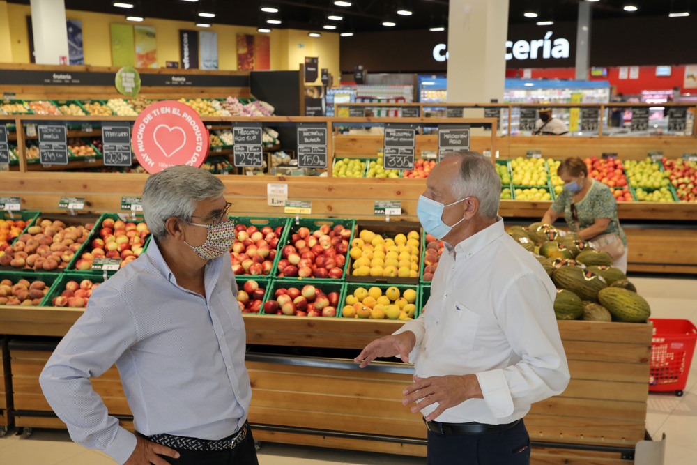 Gadis inaugura su supermercado más grande de Valladolid.  / ICAL