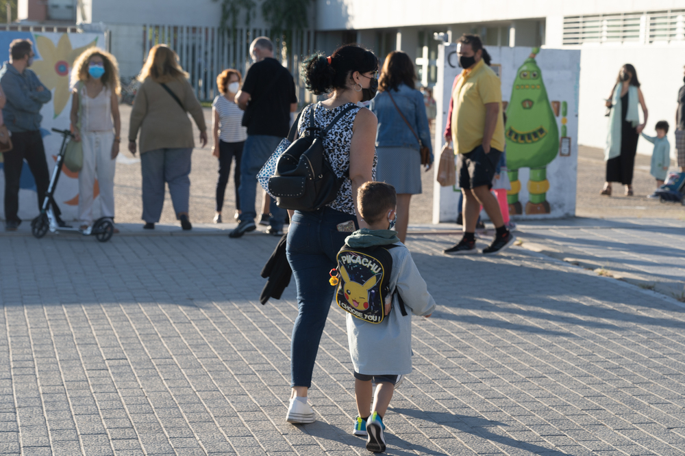 Vuelta al cole en el CEIP El Peral  / DOS SANTOS / ICAL