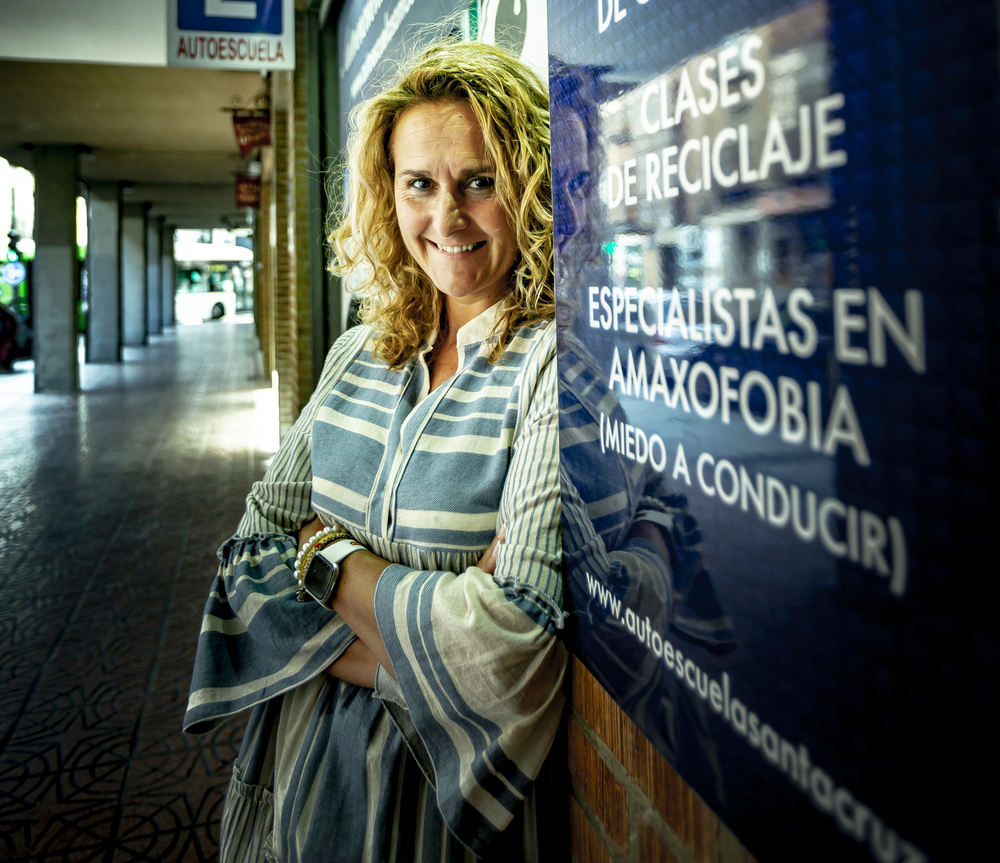Rosa Villacorta, directora de la autoescuela Santa Cruz.