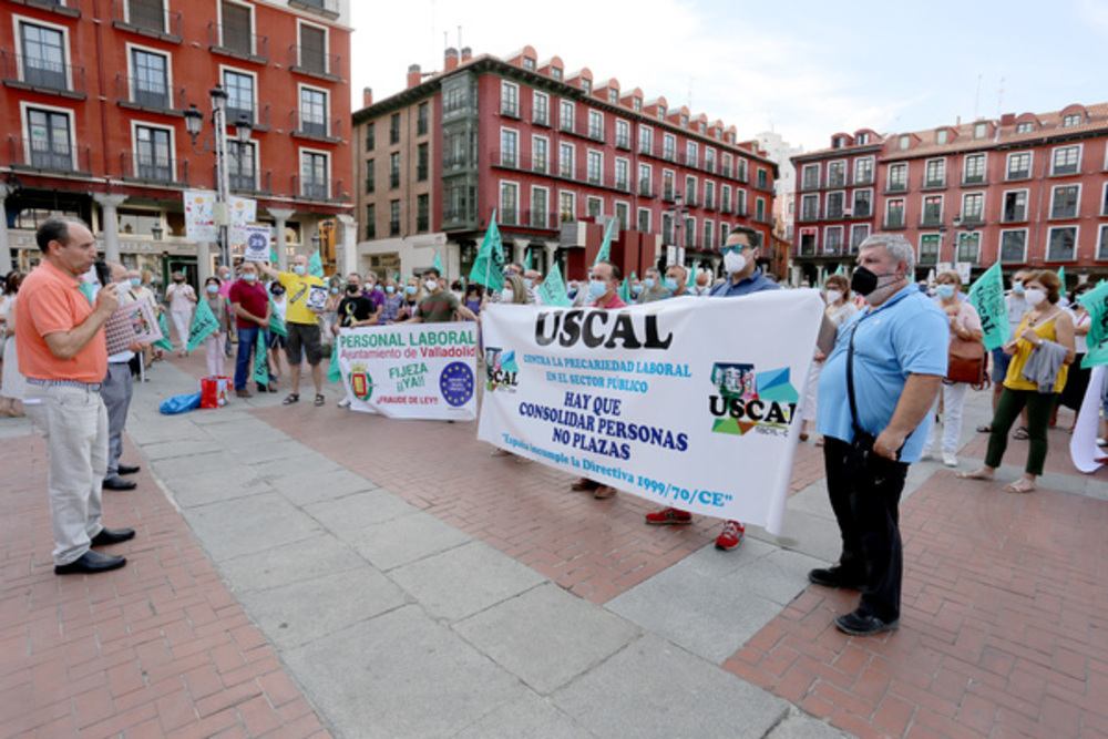 Algunas de las pancartas mostradas durante la protesta.