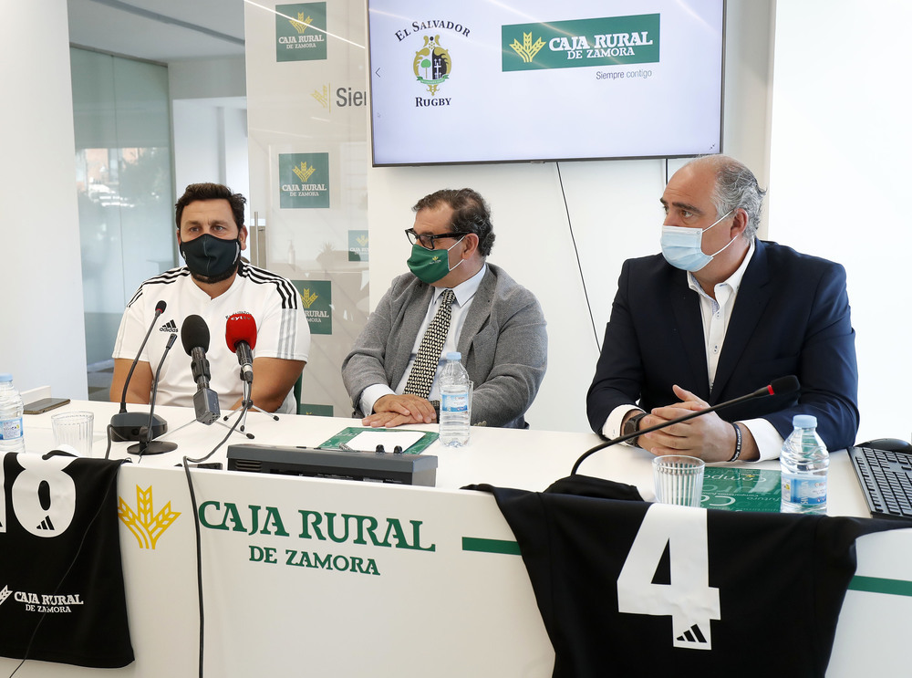 Caja Rural de Zamora y Club de Rugby El Salvador renuevan su compromiso por el rugby.