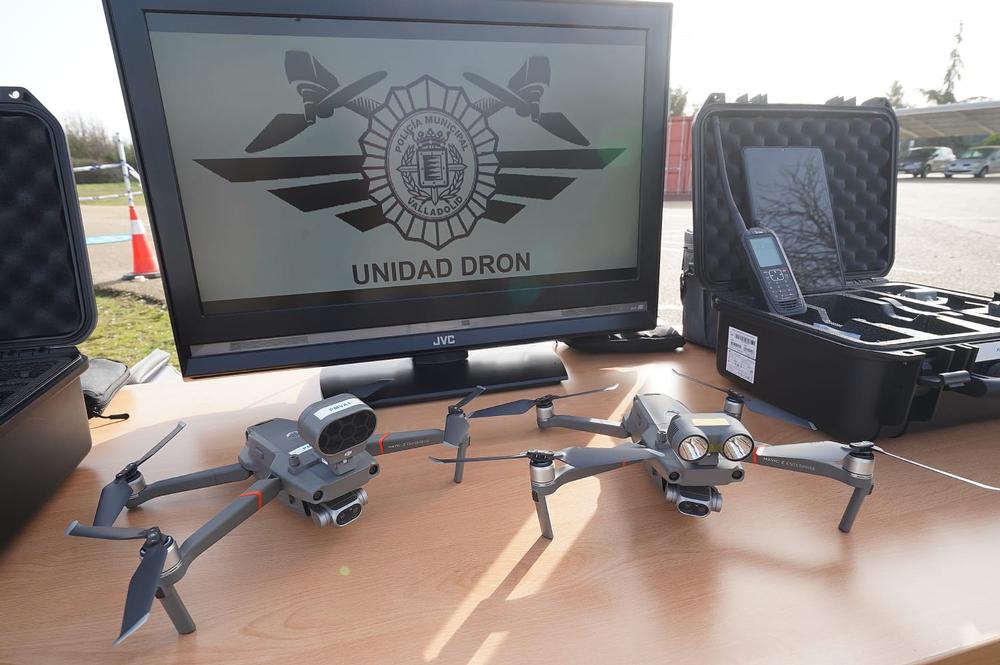 El Ayuntamiento presenta la Unidad de Drones de la Policía Municipal de Valladolid  / AYUNTAMIENTO DE VALLADOLID