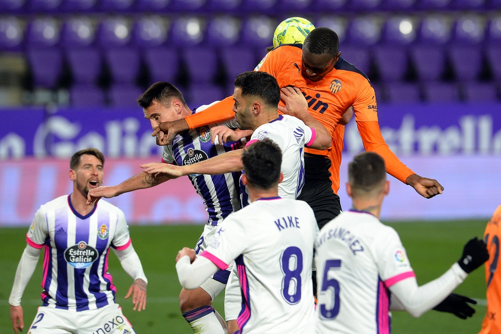 El Real Valladolid perdió contra el Valencia.  / LALIGA