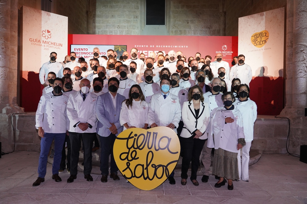 El presidente de la Junta participa en el reconocimiento a los restaurantes de Castilla y León incluidos en la Guía Michelin