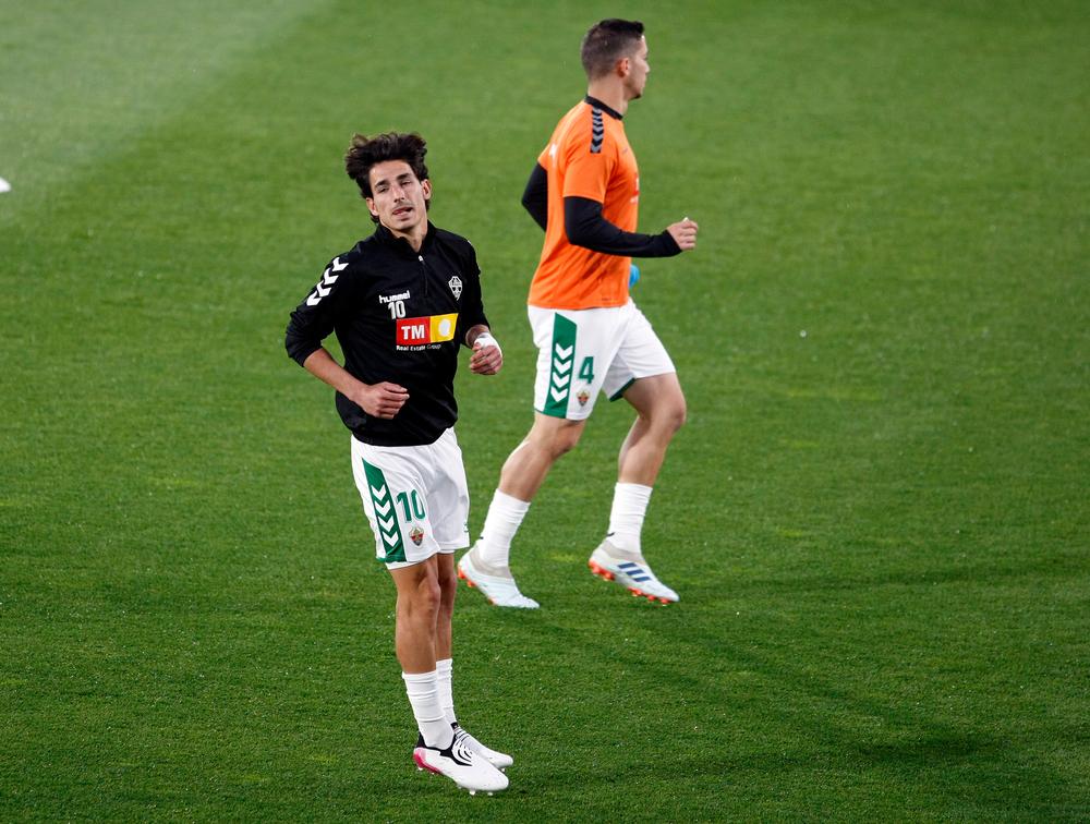 Imágenes del Elche-Real Valladolid.  / LALIGA