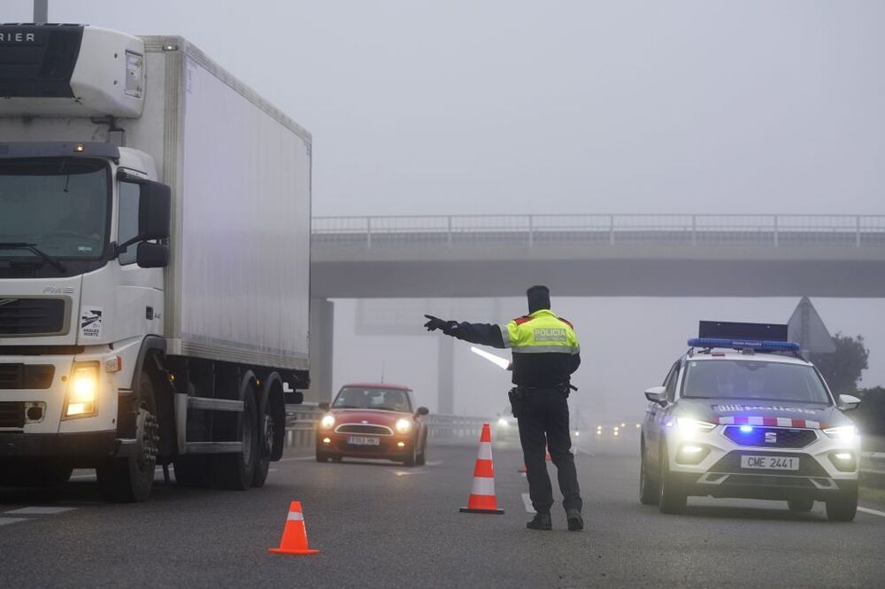 Un accidente de tráfico múltiple deja 3 muertos en Castelldans