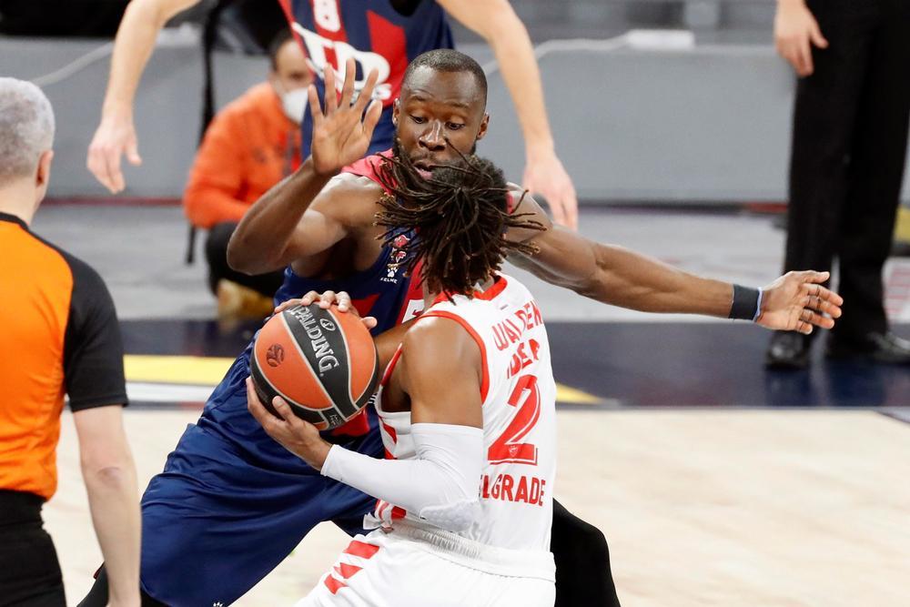 El Baskonia sentencia al Estrella Roja