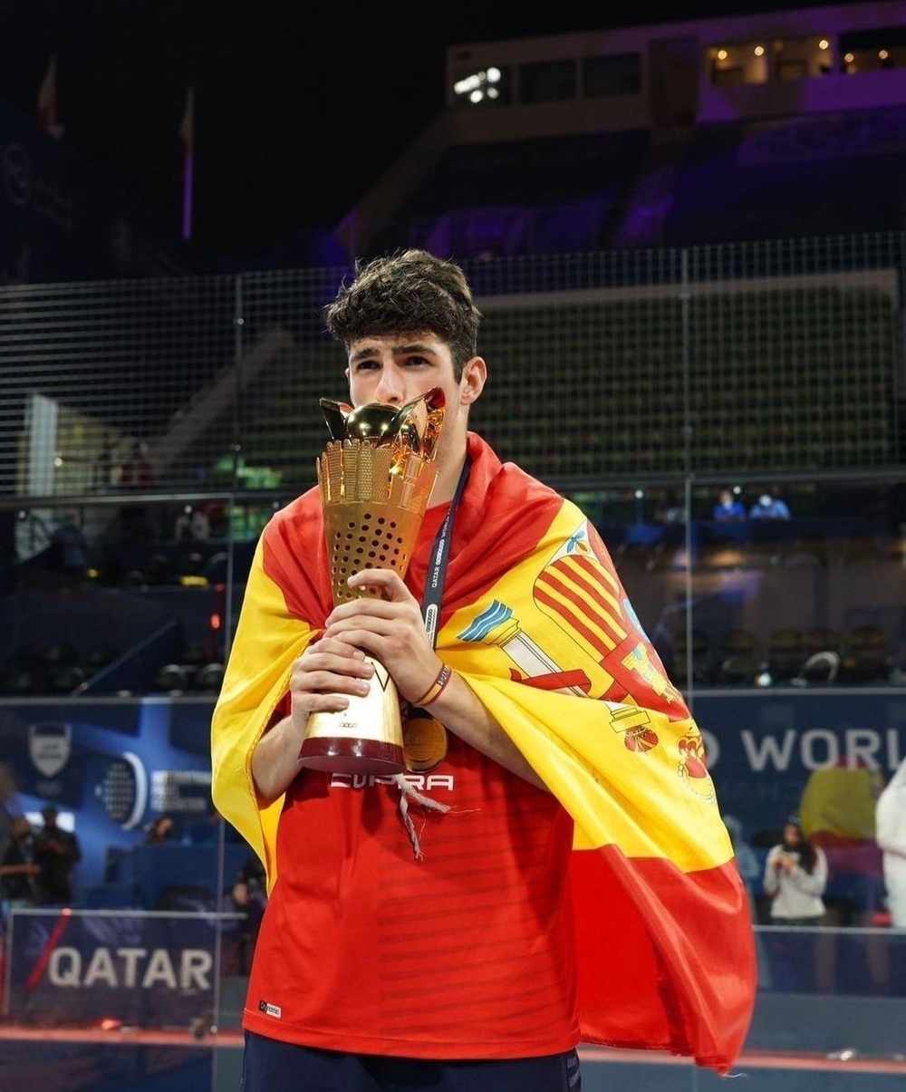 Arturo Coello, campeón del mundo de pádel con España.