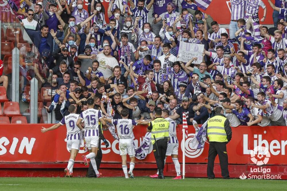 Imágenes del Sporting-Real Valladolid.  / LALIGA